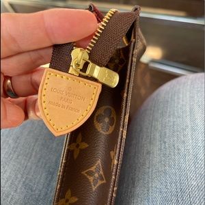 Louis Vuitton Monogram Toiletry pouch